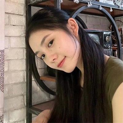 想被拥抱的12个女人